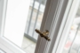 "Traumhaftes, freies Apartment mit Balkon und Einbauküche im Winsviertel" - Fensterdetail